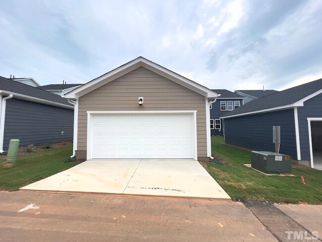 Building Photo - 341 Natsam Wds Wy