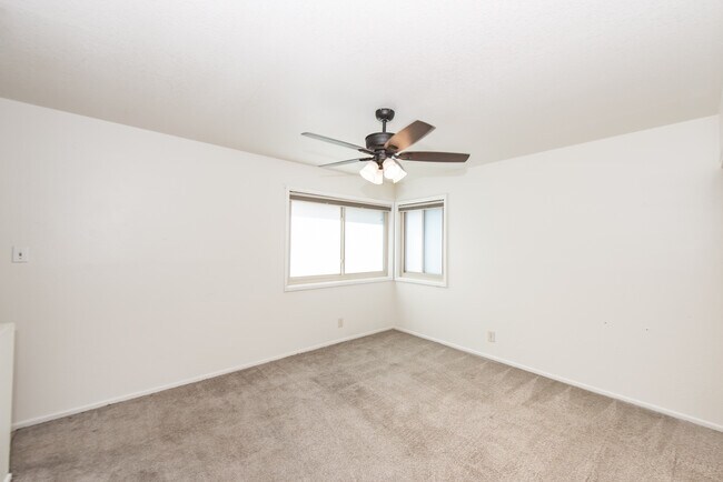 Building Photo - 2448 S Engler Ave