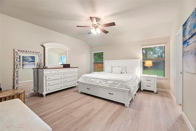 Building Photo - 9703 Paloma Creek Dr