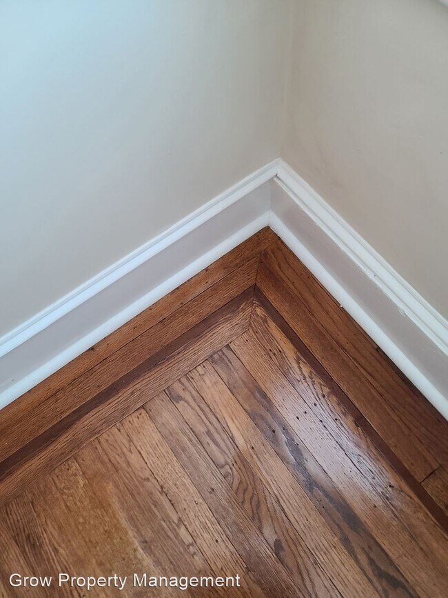 Building Photo - 2 br, 1.5 bath House - 929 Sigel Street