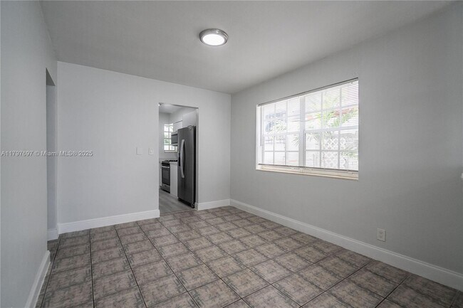 Building Photo - 320 84th St