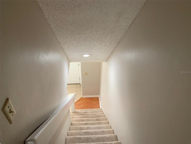 Building Photo - 3546 Khayyam Ave