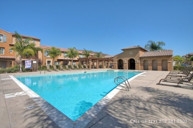 Building Photo - 17010 Calle Trevino