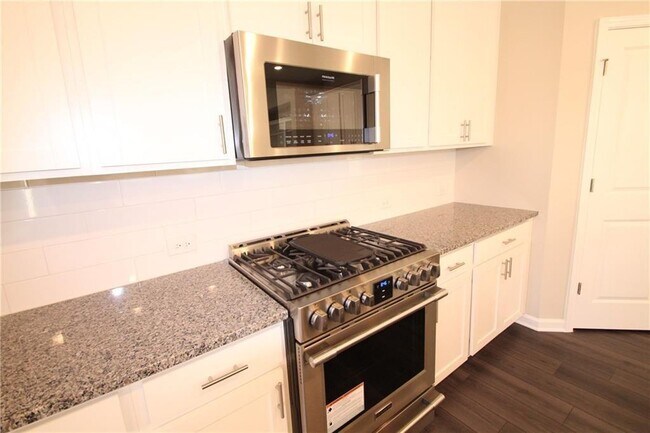 Building Photo - 4266 Waxwing St