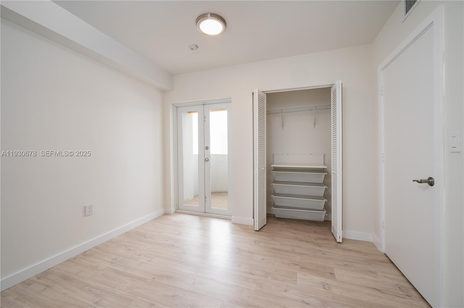 Building Photo - 1712 SW 2nd Ave