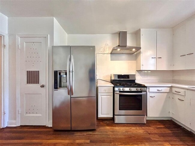 Building Photo - 5207 Shoal Creek Blvd