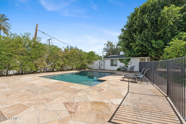 Building Photo - 5339 E Osborn Rd