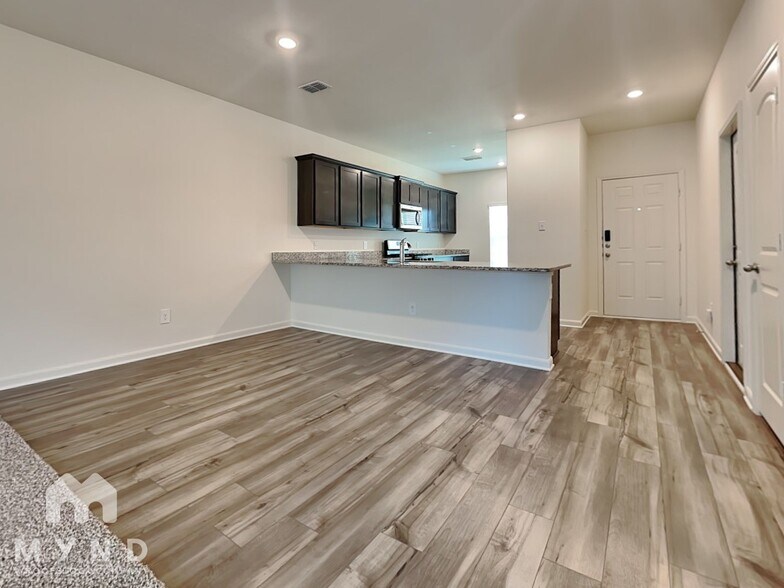 Building Photo - 3014 Boran Dr