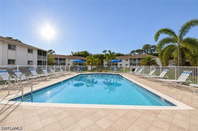 Building Photo - 2340 Naples Trace Cir