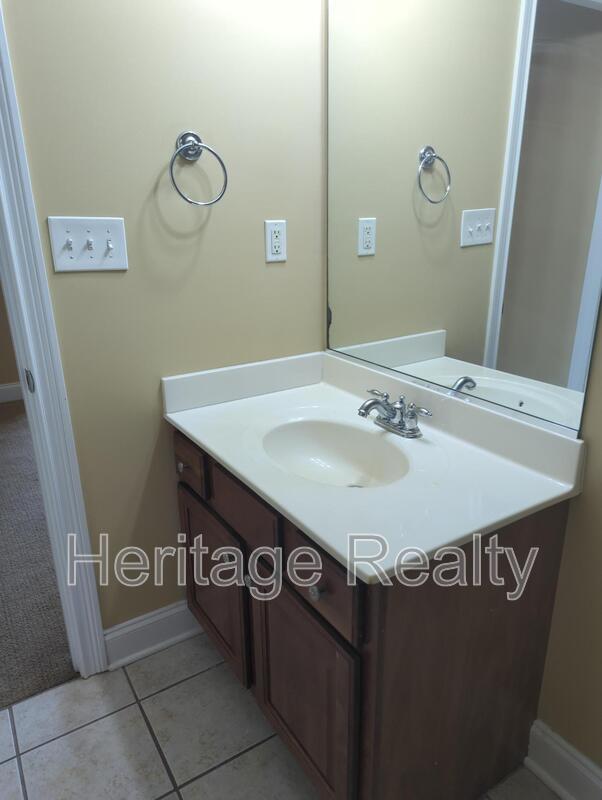 Building Photo - 655 Yorkland Way
