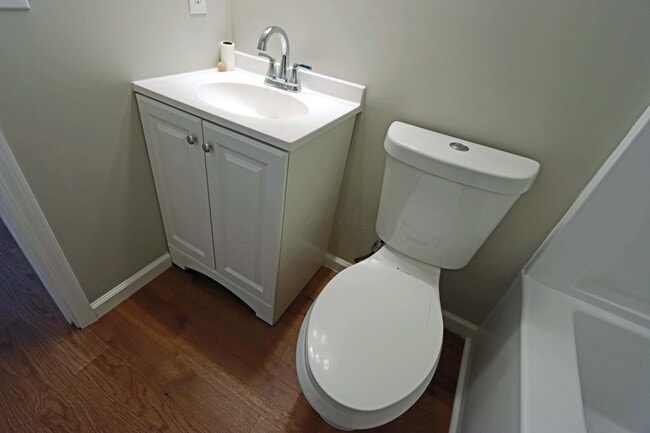 Building Photo - 5740 Vestry Ct