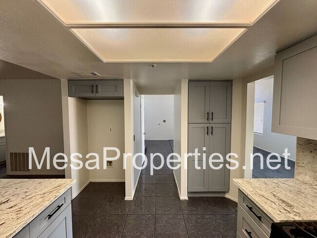 Building Photo - 7680 Sun Petal Ct