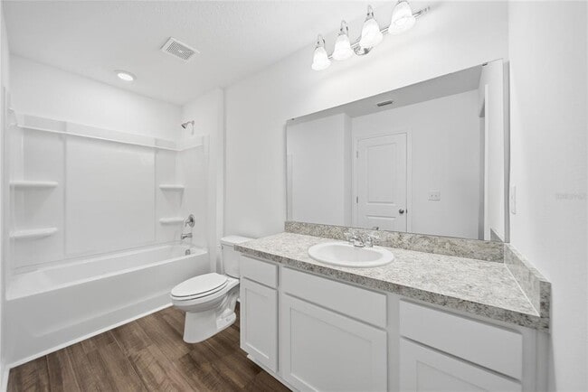 Building Photo - 6155 Daerr Rdg St