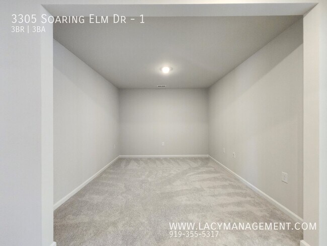 Building Photo - 3305 Soaring Elm Dr
