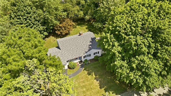 Building Photo - 117 Canonchet Dr