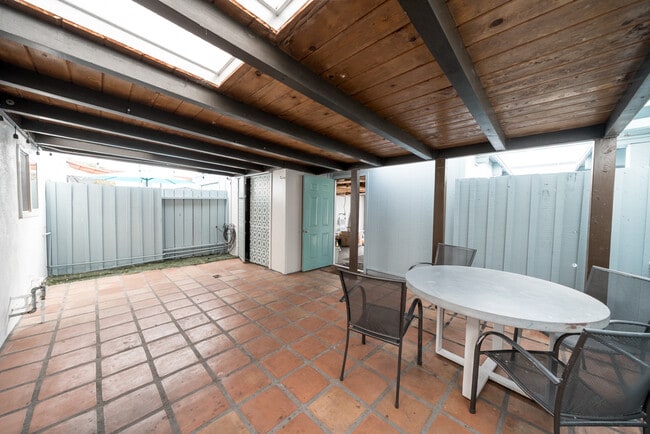 Building Photo - 5397 Balboa Ave