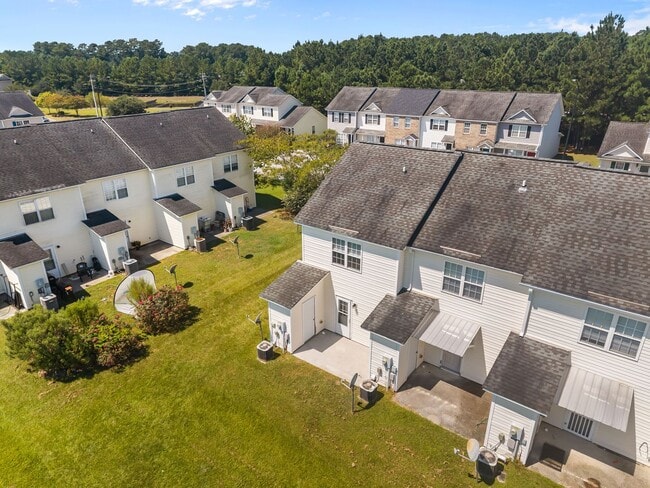 Building Photo - Welcome to Carolina Forest!