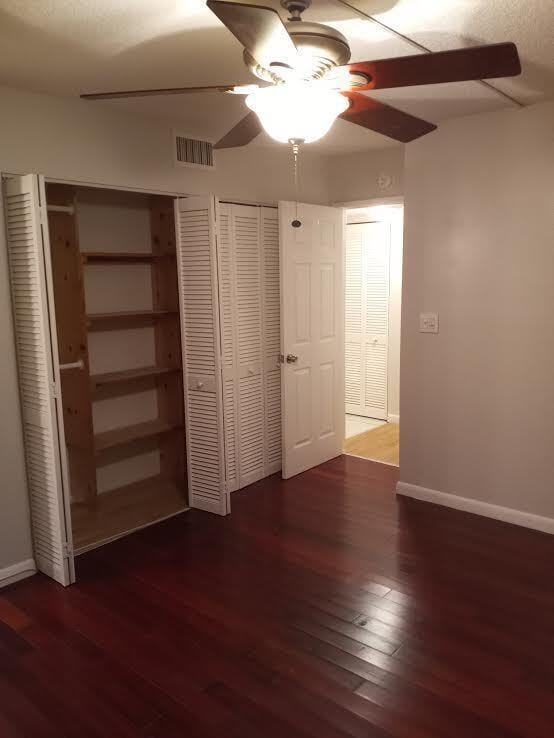 Building Photo - 512 Gardens Dr