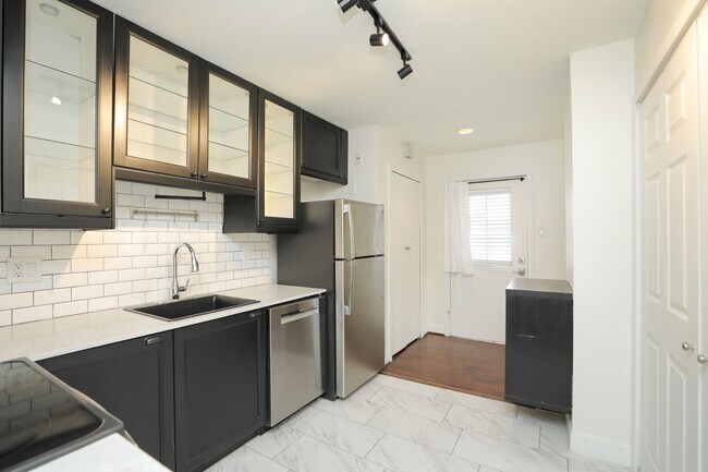 Building Photo - 2333 Bering Dr