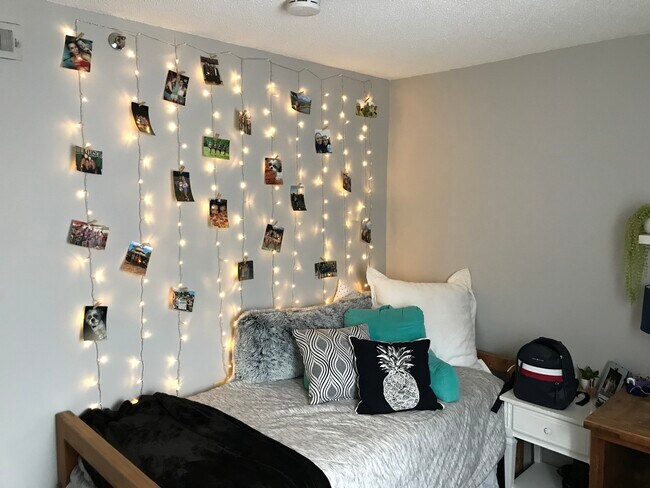 Building Photo - 15 S Shafer St