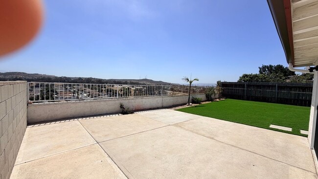 Building Photo - Remodeled 3 bedrooms 2 baths single story home in South San Diego