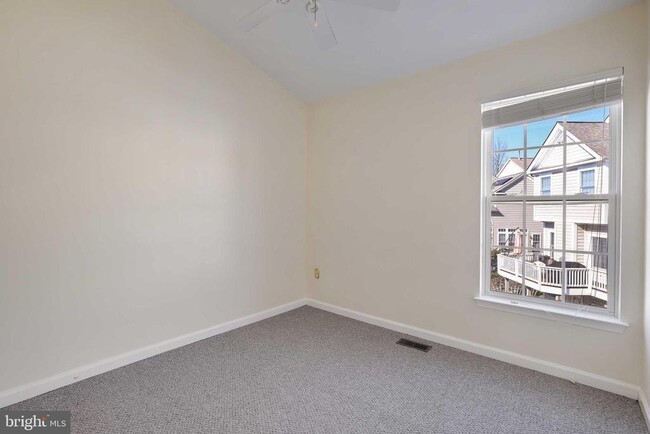 Building Photo - 409 Phelps St