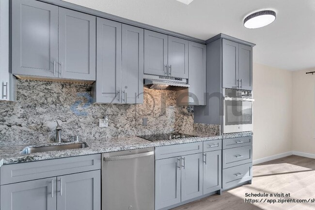 Building Photo - 830 Sargent St