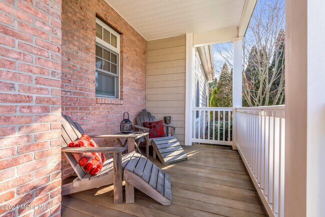 Building Photo - 118 Beacon Blvd