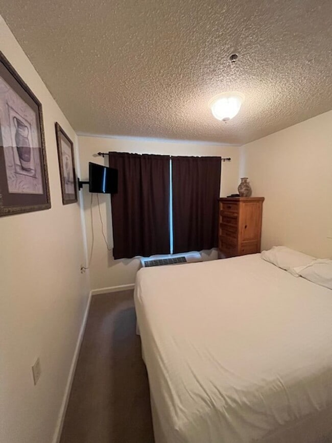 Building Photo - Highland Estates Resorts