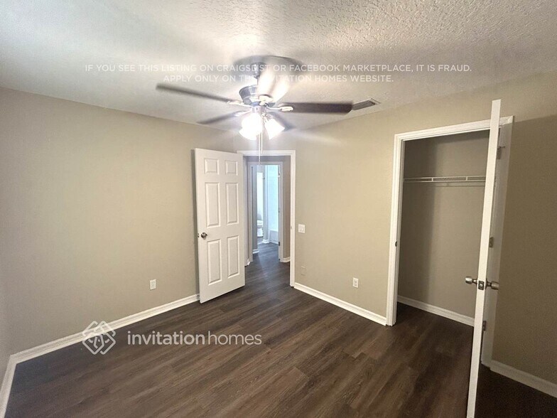 Building Photo - 4609 Rockingchair Dr