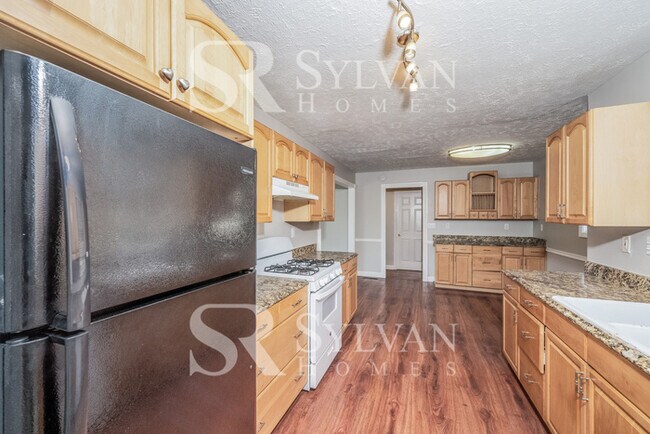 Building Photo - Come quick and see this 3Bed, 1Bath home!