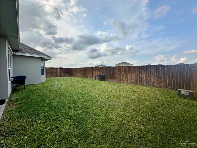 Building Photo - 14138 Wichita Falls Ln