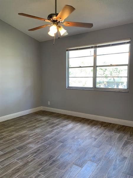 Building Photo - 125 SW 3rd St