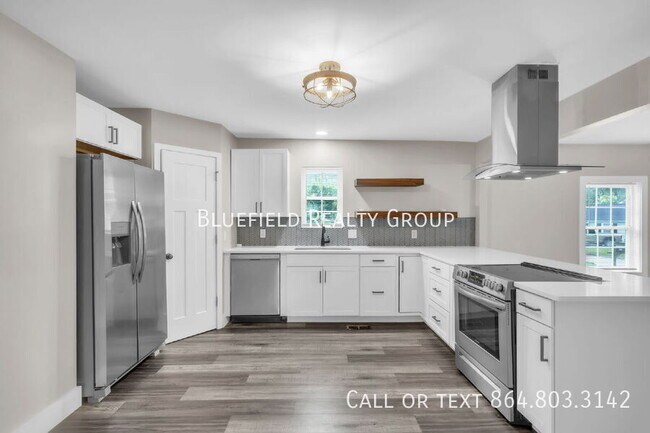 Building Photo - 212 E Bearden St