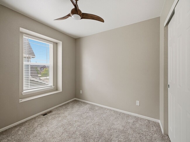 Building Photo - 2304 Winding Dr
