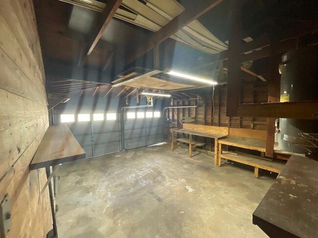 Building Photo - Beautiful 2 Bed / 1 Bath Home – Prime Location