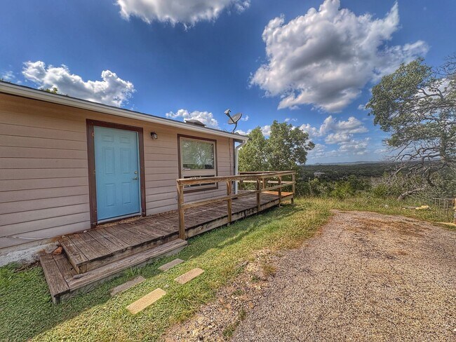 Building Photo - 1343 River Ranch Dr