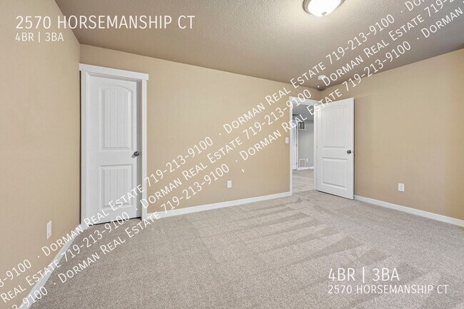Building Photo - 2570 Horsemanship Ct