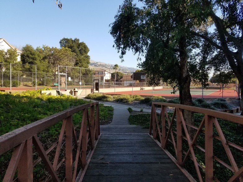 tennis & basketball - 1896 Mountain Creek Ct
