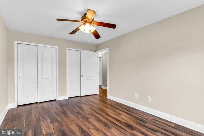 Building Photo - 42985 Pascale Terrace