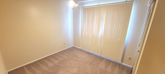 Building Photo - Scottsdale