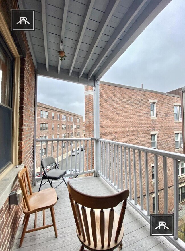 Building Photo - 4 bedroom in Brighton MA 02135