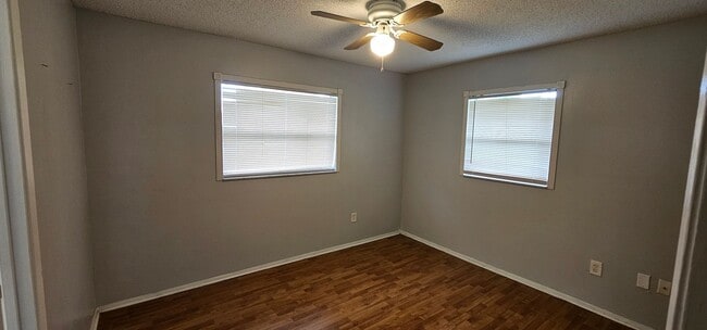 Building Photo - 3 BED / 2 BATH / 1 CAR GARAGE HOUSE (KISSIMMEE)