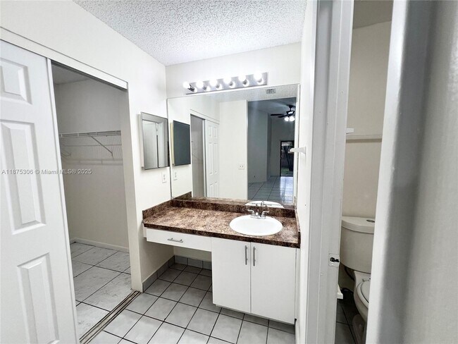 Building Photo - 210 Maddy Ln