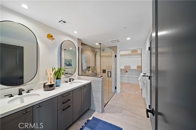 Building Photo - 565 Anton Blvd