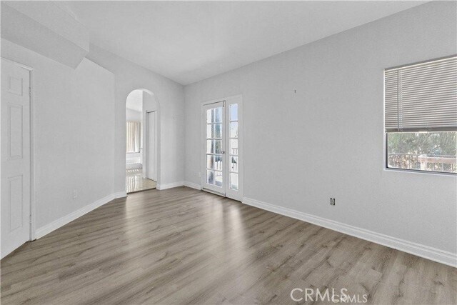 Building Photo - 10694 Independence Ct