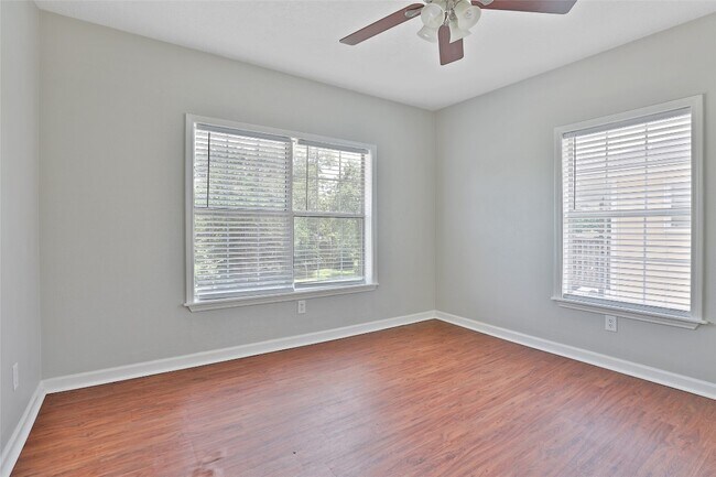 Building Photo - 5007 Polk St