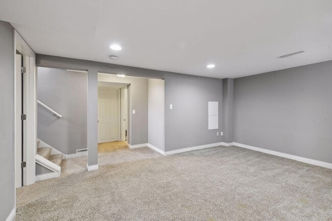 Building Photo - 5620 Humboldt Ave S