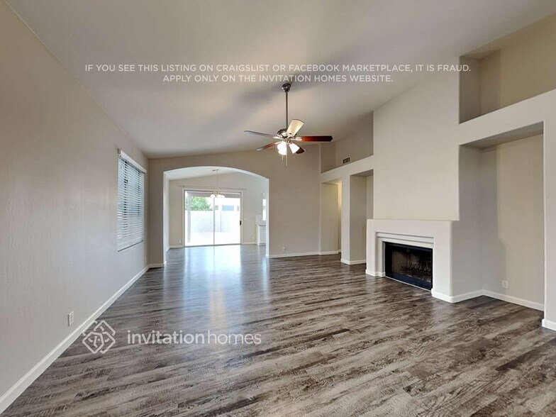 Building Photo - 7348 E Lomita Ave