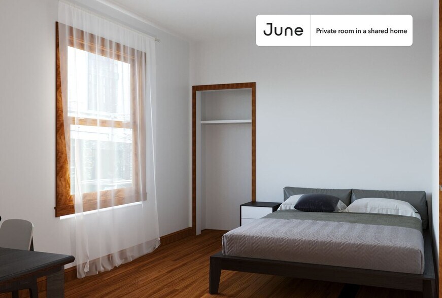 Primary Photo - Private bedroom in 3 bed/1 bath Home